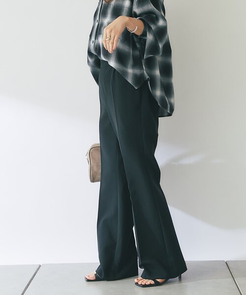 La boutique BonBon(ラブティックボンボン)の「【きれいめ美脚】フレアパンツ(その他パンツ・レディース・ブラック/ライトベージュ/ネイビー・38/36)」の17枚目の写真