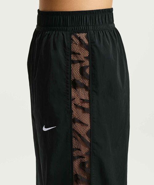 NIKE(ナイキ)の「ナイキ スポーツウェア ウィメンズ ルーズ ミッドライズ レース トラックパンツ / Nike Sportswear Women's Loose Mid-Rise Lace Track Pants IU1984-010 Black(その他パンツ・レディース・ブラック・M/L/XS/XL/S)」の3枚目の写真