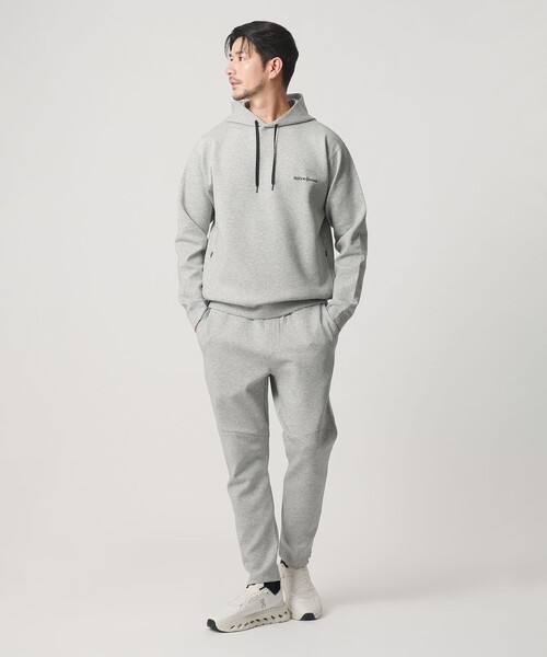 BEAUTY&YOUTH UNITED ARROWS(ビューティーアンドユースユナイテッドアローズ)の「【WEB限定 WARDROBE SMART】ダブルニット ロゴ スウェットフーディ/セットアップ対応 【抗菌・防臭】(パーカー・メンズ・グレー/その他1/ネイビー/ブラック/オリーブ・S/M/L/XL)」の14枚目の写真