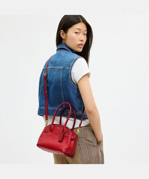 ソフトエンパイアキャリーオールバッグ21（ショルダーバッグ）｜COACH