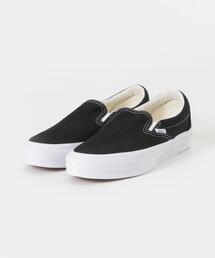 US VANS（ユーエスヴァンズ）の「VANS　LX SLIP-ON REISSUE 98（スニーカー）」