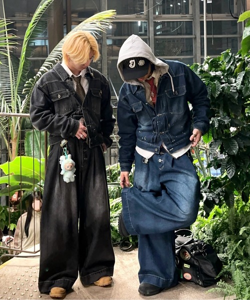 MandO(エムオー)(エムオー)の「【ユニセックス】ウォッシュペイントデニムジャケット/セットアップ可(デニムジャケット・メンズ・インディゴブルー/ブラック・MEDIUM/LARGE)」の22枚目の写真