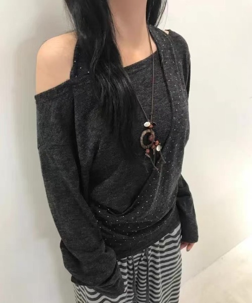 Vipoa(ヴィポア)の「ドットレイヤーオフショルトップス(Tシャツ/カットソー・レディース・チャコールグレー/ブラウン・FREE)」の21枚目の写真