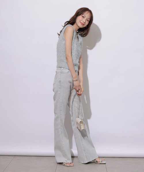Rirandture(リランドチュール)の「美脚セミフレアデニムパンツ(その他パンツ・レディース・グレー・XS-Long/2/1/0)」の4枚目の写真