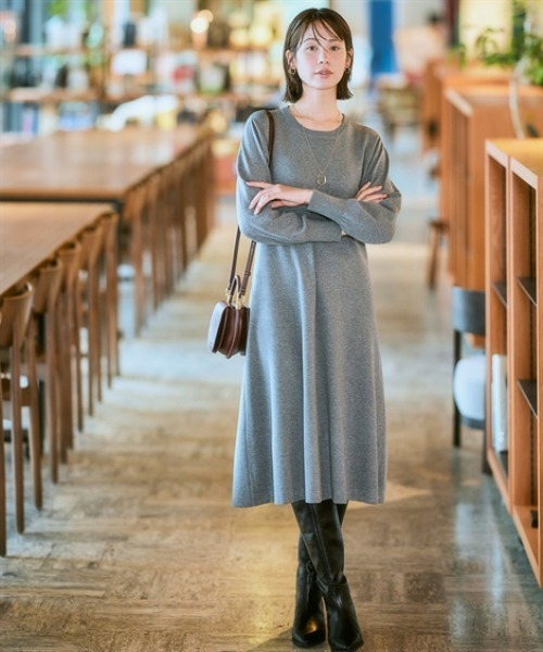 7days Life Styling（セブンデイズライフスタイリング）の「【選べる２タイプ】【静電防止/UVカット】毛玉になりにくい　フレアニットワンピース（ワンピース・レディース・グレー/ブラック/ホワイト×グレー/ホワイト×ブラック・L/LL/S/M）」の10枚目の写真