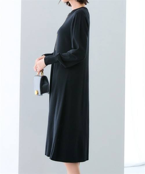 7days Life Styling（セブンデイズライフスタイリング）の「【選べる２タイプ】【静電防止/UVカット】毛玉になりにくい　フレアニットワンピース（ワンピース・レディース・グレー/ブラック/ホワイト×グレー/ホワイト×ブラック・L/LL/S/M）」の13枚目の写真