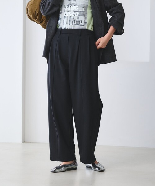BEAUTY&YOUTH UNITED ARROWS(ビューティーアンドユースユナイテッドアローズ)の「【WEB限定 Wardrobe DAILY MINIMAL】ジャージー タックカーブパンツ ウォッシャブル(その他パンツ・レディース・ブラック/オフホワイト/モカ・M/L/S)」の5枚目の写真