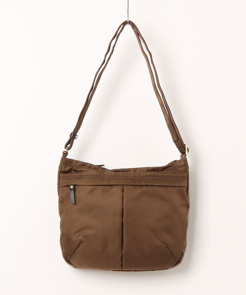 Y'SACCS(イザック)の「【ことりっぷコラボ】 trip&dailyショルダー(ショルダーバッグ・レディース・チョコ/ベージュ/ライトグレー・FREE)」の2枚目の写真