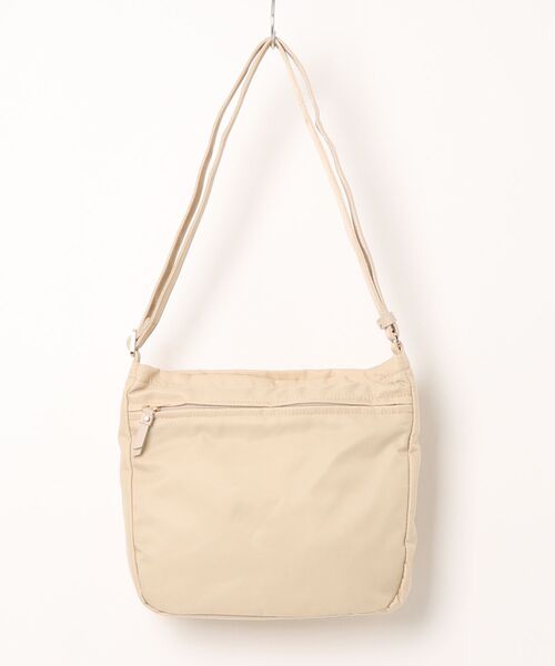 Y'SACCS(イザック)の「【ことりっぷコラボ】 trip&dailyショルダー(ショルダーバッグ・レディース・チョコ/ベージュ/ライトグレー・FREE)」の4枚目の写真
