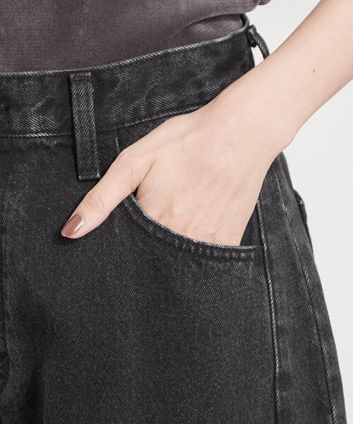 OPAQUE.CLIP(オペークドットクリップ)の「【Lee別注】バレルレッグデニムパンツ(デニムパンツ・レディース・ブラック/ブルー系その他・02/03)」の10枚目の写真