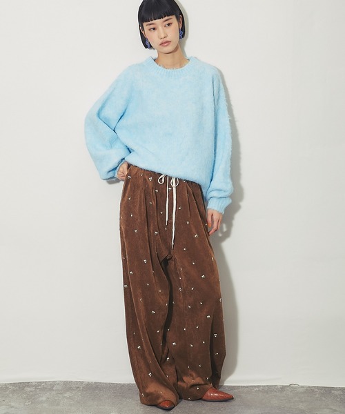 ANOTHER S(アナザーエス)の「フラワー刺繍コーデュロイイージーワイドパンツ(その他パンツ・レディース・アイボリー/ブラウン・FREE)」の12枚目の写真