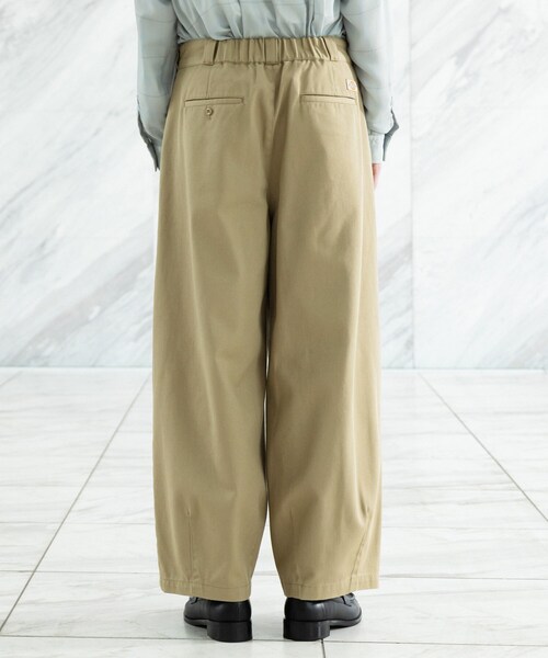 tk.TAKEO KIKUCHI（ティーケータケオキクチ）の「【別注】Dickies®　TRバレルパンツ（その他パンツ・メンズ・ブラック/ベージュ・03/02）」の13枚目の写真