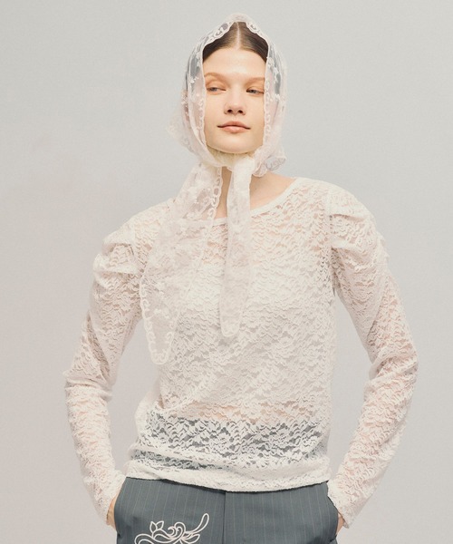 LEPSIM(レプシィム)の「《un STANDARD by LEPSIM》レースバルーンスリーブプルオーバー 1070184(Tシャツ/カットソー・レディース・ブラック/オフホワイト・FREE)」の2枚目の写真