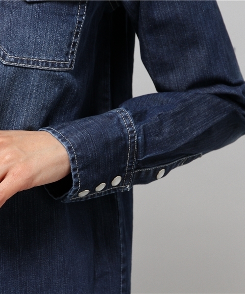 LIMITLESS LUXURY（リミットレスラグジュアリー）の「DENIMシャツ◆（シャツ/ブラウス・レディース・ネイビー/ブルー系その他・FREE）」の5枚目の写真