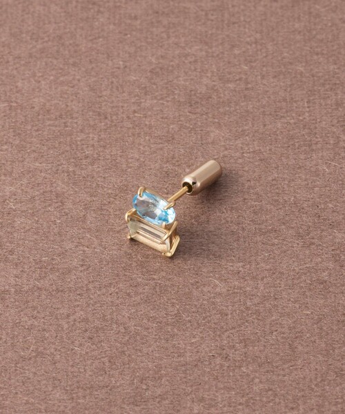 ete bijoux（エテビジュー）の「[ピース] K10YG ブルートパーズ/グリーンクォーツ ピアス（ピアス（片耳用）・レディース・イエローゴールド・FREE）」の2枚目の写真