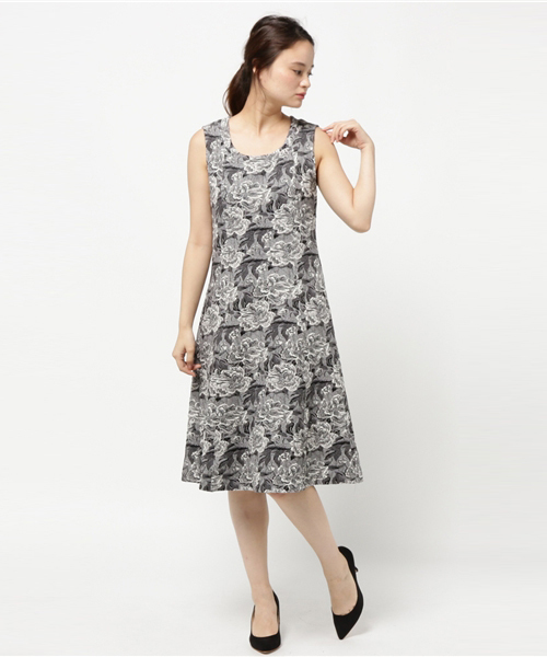 Laura Ashley ローラアシュレイ の スリーブレス フローラル ジャカード ポンチ ドレス ワンピース Wear