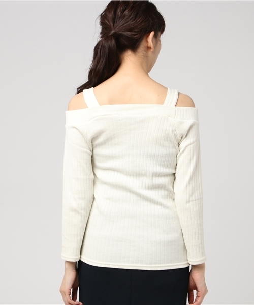 VENCEEXCHANGE（ヴァンスエクスチェンジ）の「肩ヒモ付きオフショルプルオーバー                   （Tシャツ/カットソー・レディース・ブラック/オフホワイト/レッド・MEDIUM）」の6枚目の写真