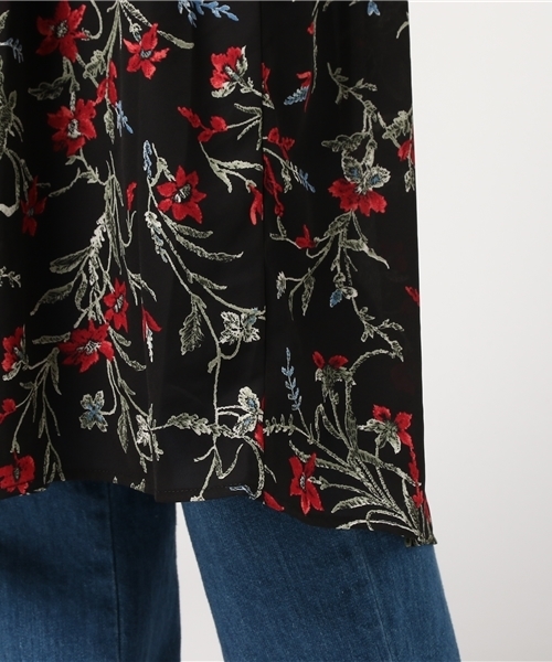 VENCEEXCHANGE（ヴァンスエクスチェンジ）の「カルム花柄シャツディガン            （カーディガン/ボレロ・レディース・レッド/オフホワイト・MEDIUM）」の10枚目の写真