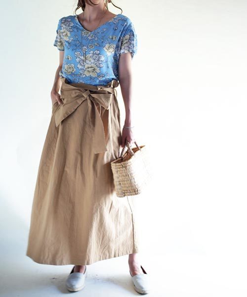 antiqua（アンティカ）の「花柄デザイントップス（Tシャツ/カットソー・レディース・ブルー系その他/ホワイト系その他・FREE）」の17枚目の写真