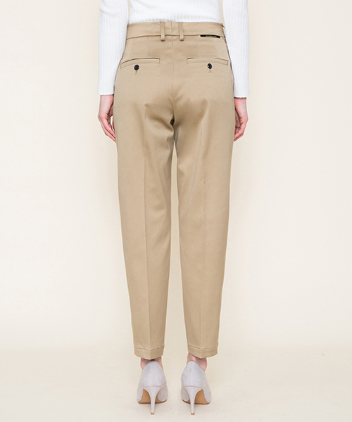 MARIEBELLE　JEAN（マリベルジーン）の「MARIEBELLE JEAN   テーパード トラウザー カラーパンツ   KIR(キール)/33173020（スラックス・レディース・ベージュ/ネイビー・26inch/23inch/24inch/25inch/27inch）」の16枚目の写真