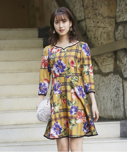 Tocco Closet トッコ クローゼット の フラワーonチェック柄起毛ワンピース ワンピース Wear Tocco Closet トッコ クローゼット の フラワーonチェック柄起毛ワンピース ワンピース Wear