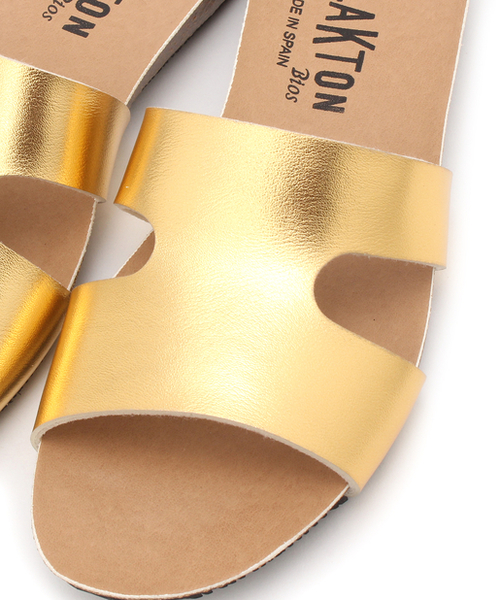 PLAKTON(プラクトン)の「【PLAKTON/プラクトン】メタリックフラットサンダル(サンダル・レディース・シルバー/ゴールド・36/37/38)」の9枚目の写真