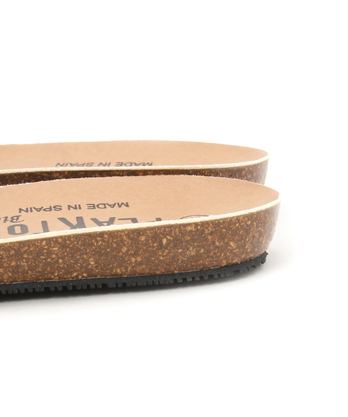 PLAKTON(プラクトン)の「【PLAKTON/プラクトン】メタリックフラットサンダル(サンダル・レディース・シルバー/ゴールド・36/37/38)」の11枚目の写真