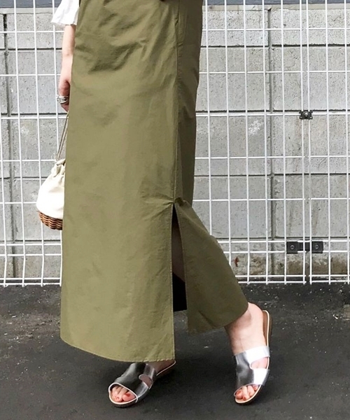 PLAKTON(プラクトン)の「【PLAKTON/プラクトン】メタリックフラットサンダル(サンダル・レディース・シルバー/ゴールド・36/37/38)」の17枚目の写真