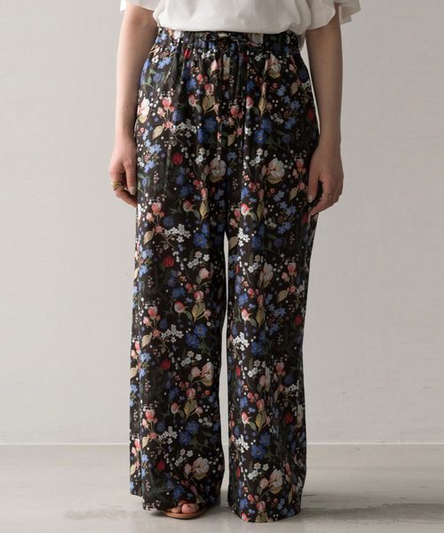 【美品】Liberty エリオポール パンツ 花柄 美品】Liberty エリオポール パンツ 花柄 TUCK WIDE PANTS