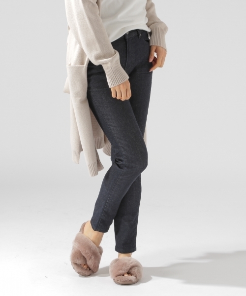 BAYFLOW（ベイフロー）の「ベーシックスキニーデニム 18AW（デニムパンツ・レディース・チャコール/サックスブルー/インディゴブルー/ブラック/ダークブルー・24inch/22inch/26inch/23inch/25inch）」の5枚目の写真