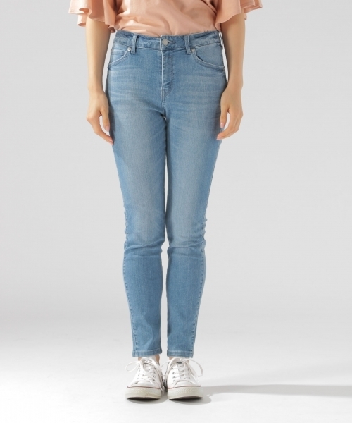 BAYFLOW（ベイフロー）の「ベーシックスキニーデニム 18AW（デニムパンツ・レディース・チャコール/サックスブルー/インディゴブルー/ブラック/ダークブルー・24inch/22inch/26inch/23inch/25inch）」の19枚目の写真