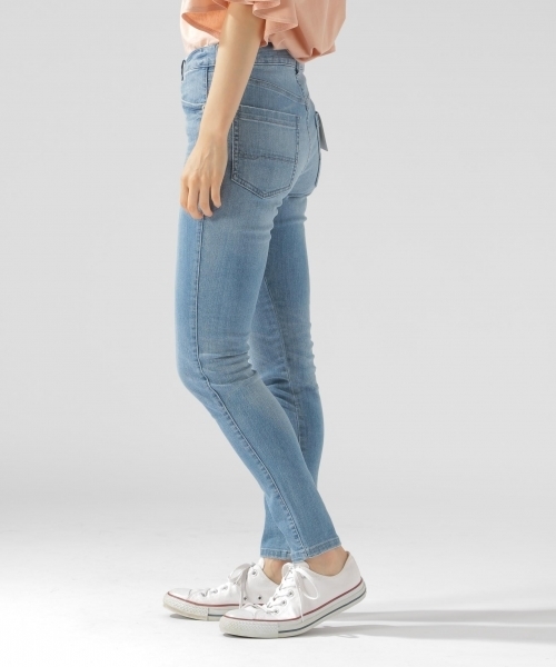 BAYFLOW（ベイフロー）の「ベーシックスキニーデニム 18AW（デニムパンツ・レディース・チャコール/サックスブルー/インディゴブルー/ブラック/ダークブルー・24inch/22inch/26inch/23inch/25inch）」の20枚目の写真