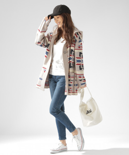 BAYFLOW（ベイフロー）の「ベーシックスキニーデニム 18AW（デニムパンツ・レディース・チャコール/サックスブルー/インディゴブルー/ブラック/ダークブルー・24inch/22inch/26inch/23inch/25inch）」の9枚目の写真