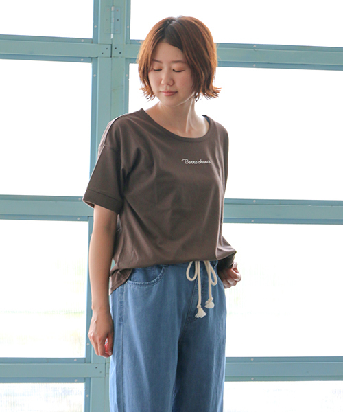 LBC（エルビーシー）の「6.1ozワイドストレートデニム（デニムパンツ・レディース・ネイビー/ブルー・M/L）」の8枚目の写真