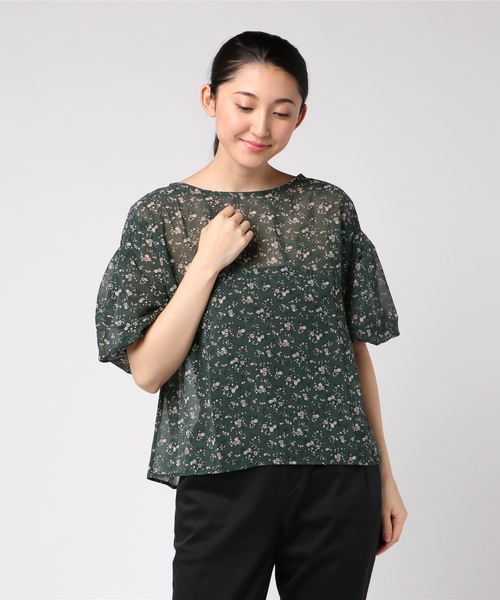 natural couture(ナチュラルクチュール)の「バルーン袖とろみブラウス(シャツ/ブラウス・レディース・ブラック/ベージュ/サックスブルー/ネイビー/グリーン・FREE)」の12枚目の写真