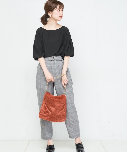 natural couture(ナチュラルクチュール)の「バルーン袖とろみブラウス(シャツ/ブラウス・レディース・ブラック/ベージュ/サックスブルー/ネイビー/グリーン・FREE)」の18枚目の写真