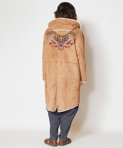 チャイハネ（チャイハネ）の「【チャイハネ】エコムートン オリエンタル刺繍MEN'Sコート（ムートンコート・メンズ・ブラック/ベージュ・FREE）」の5枚目の写真