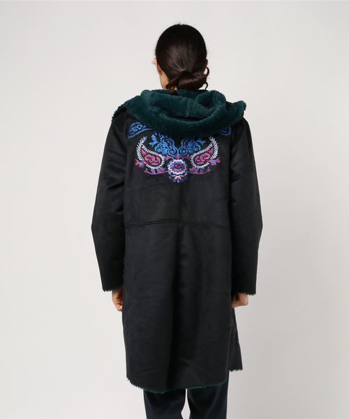 チャイハネ（チャイハネ）の「【チャイハネ】エコムートン オリエンタル刺繍MEN'Sコート（ムートンコート・メンズ・ブラック/ベージュ・FREE）」の6枚目の写真
