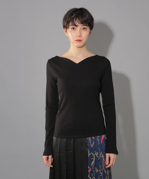 PAGEBOY（ページボーイ）の「リブハートネックロングスリーブ（Tシャツ/カットソー・レディース・ホワイト/ブラック/ピンク/ライトベージュ・FREE）」の15枚目の写真