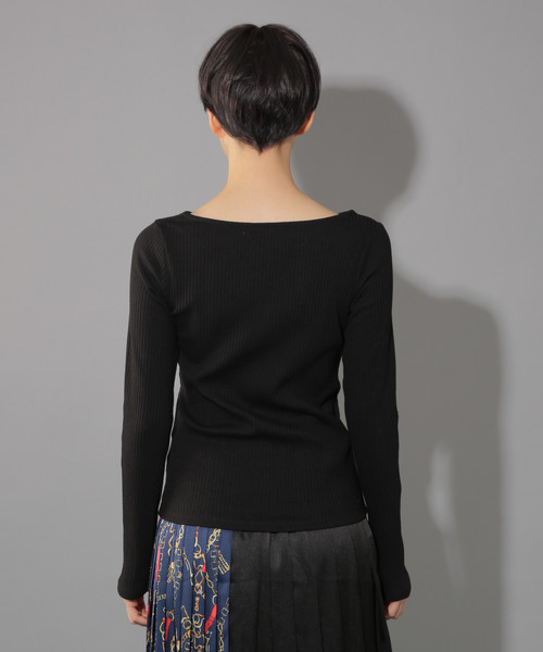 PAGEBOY（ページボーイ）の「リブハートネックロングスリーブ（Tシャツ/カットソー・レディース・ホワイト/ブラック/ピンク/ライトベージュ・FREE）」の13枚目の写真