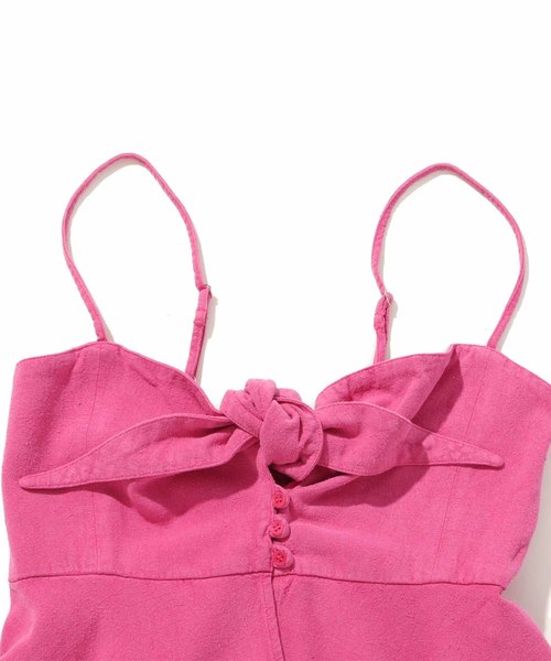 Levi's Made & Crafted(リーバイスメイドアンドクラフテッド)の「LEVI'S(R) MADE & CRAFTED(R) SENORITA TOP PINK PEACOCK(キャミソール・レディース・レッド・S/XS)」の3枚目の写真