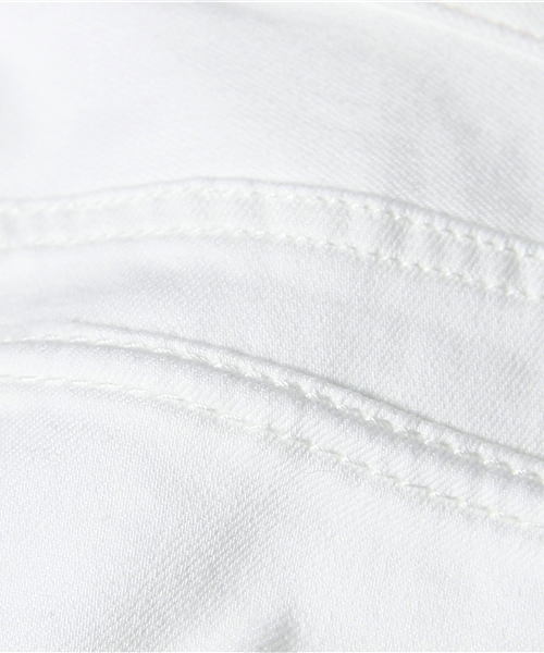 PLST（プラステ）の「スラウチークロップドホワイトデニムパンツ（デニムパンツ・レディース・ホワイト・24inch/25inch/23inch/26inch）」の8枚目の写真