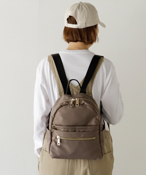 VitaFelice（ヴィータフェリーチェ）の「10ポケットナイロンミニリュック（バックパック/リュック・レディース・グレー/ブラック/モカ・FREE）」の18枚目の写真