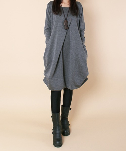 Amulet（アミュレット）の「コクーンシルエットワンピース（ワンピース・レディース・グリーン/ブラウン/グレー/ブラック・M/L/XL）」の3枚目の写真