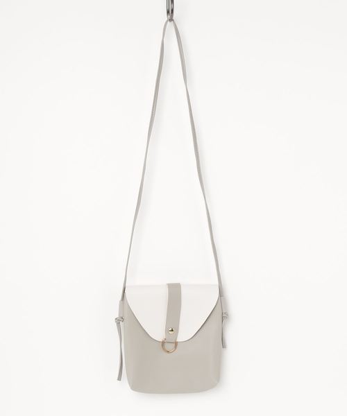 STYLEBLOCK（スタイルブロック）の「PUレザーバイカラーミニショルダーバッグ（ショルダーバッグ・レディース・ブラック/ネイビー/ブラウン/グレー/ピンク/ワインレッド/グリーン・FREE）」の2枚目の写真