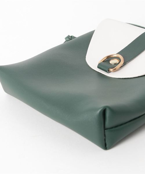 STYLEBLOCK（スタイルブロック）の「PUレザーバイカラーミニショルダーバッグ（ショルダーバッグ・レディース・ブラック/ネイビー/ブラウン/グレー/ピンク/ワインレッド/グリーン・FREE）」の9枚目の写真