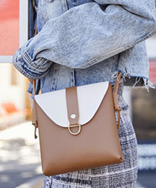 STYLEBLOCK（スタイルブロック）の「PUレザーバイカラーミニショルダーバッグ（ショルダーバッグ・レディース・ブラック/ネイビー/ブラウン/グレー/ピンク/ワインレッド/グリーン・FREE）」の3枚目の写真