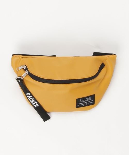 SPRUCE（スプルース）の「メタリックボディバッグ（ボディバッグ/ウエストポーチ・レディース・ブラック/ベージュ/パープル/オフホワイト/シルバー/マスタード・FREE）」の6枚目の写真