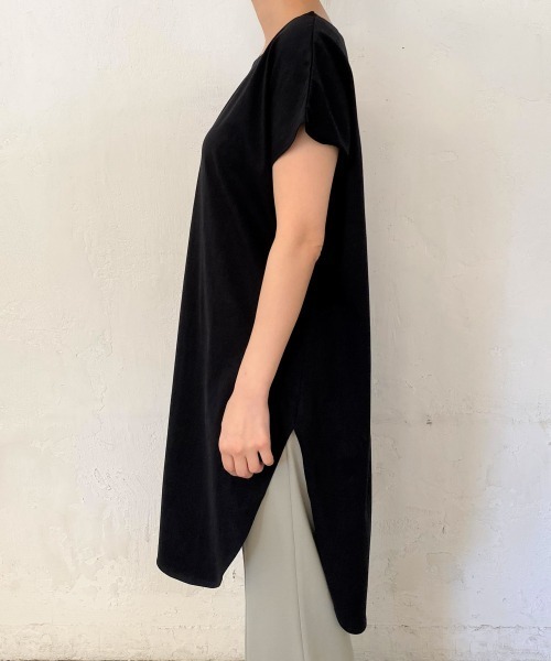 LOWRYS FARM（ローリーズファーム）の「アソートラウンドヘムTEE 887997（Tシャツ/カットソー・レディース・ブラック/アイボリー/ブラック系その他/オフホワイト・FREE）」の22枚目の写真