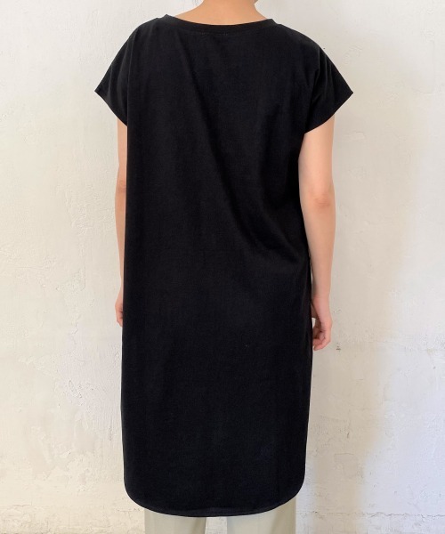 LOWRYS FARM（ローリーズファーム）の「アソートラウンドヘムTEE 887997（Tシャツ/カットソー・レディース・ブラック/アイボリー/ブラック系その他/オフホワイト・FREE）」の21枚目の写真